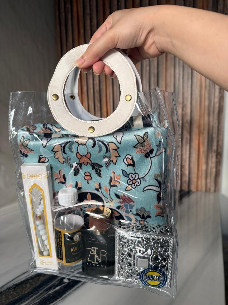 Hajj & Umrah Mubarak Gift Box