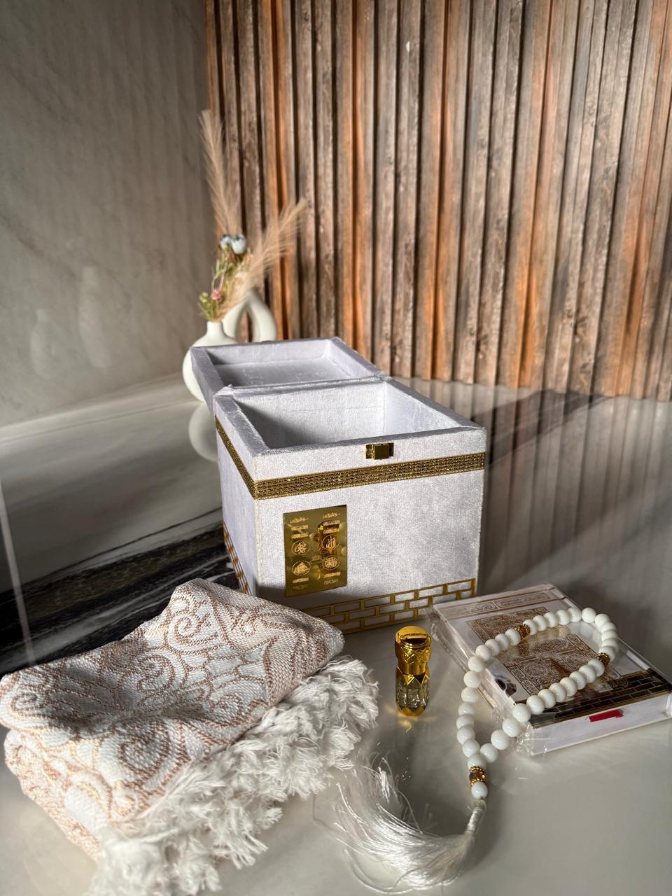 Hajj & Umrah Mubarak Gift Box