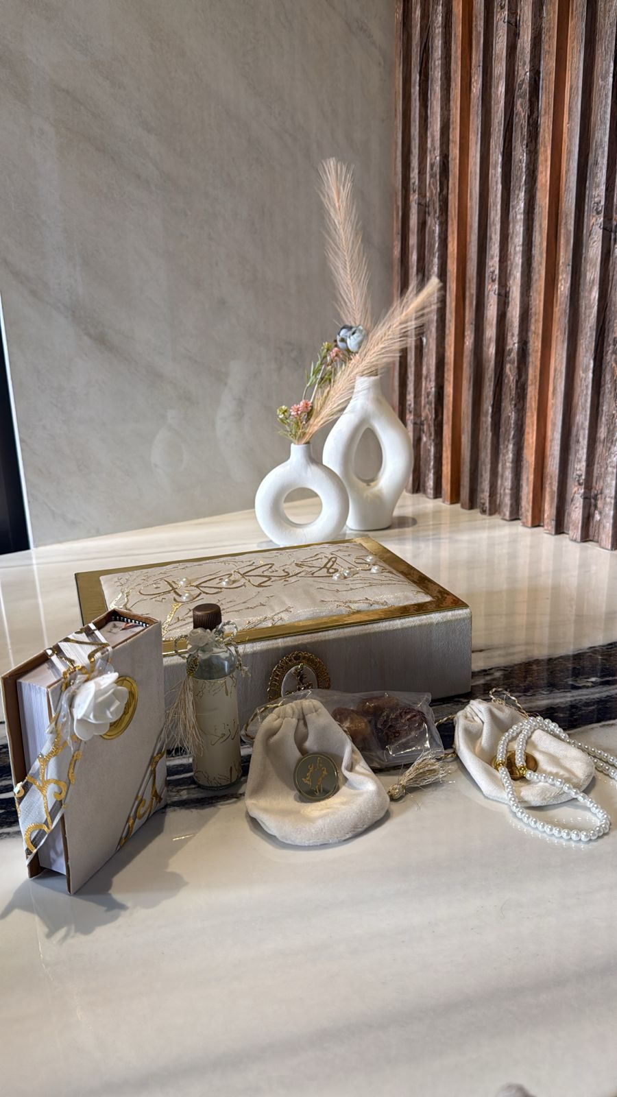 Hajj & Umrah Mubarak Gift Box